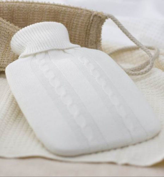 Wärmflasche Klassik 1,8 l mit Strickbezug weiß – Ansicht 2