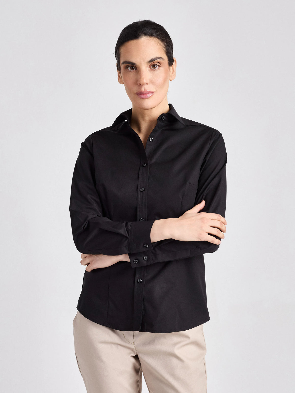 Bluse Scerni Lady mit Kentkragen – schwarz – Farbcode 1011 – Bild 1