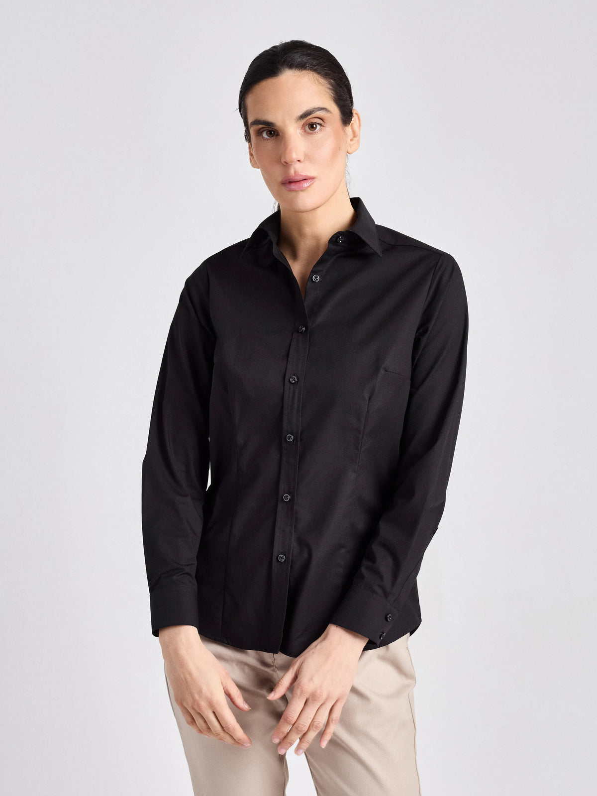 Bluse Scerni Lady mit Kentkragen – schwarz – Farbcode 1011 – Bild 5