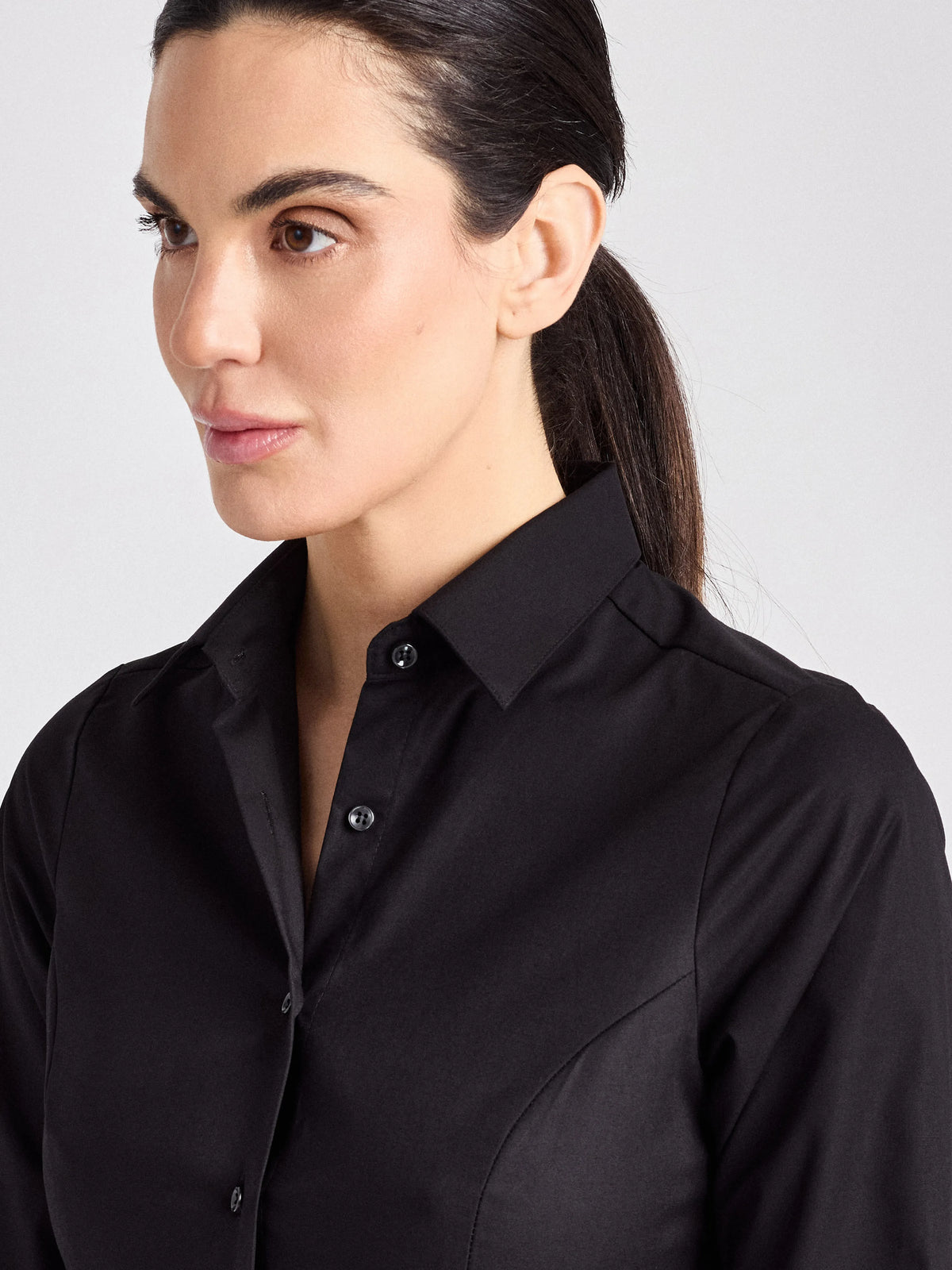 Bluse Ferrara Lady mit Dreiviertelärmeln – schwarz – Farbcode 1011 – Bild 5