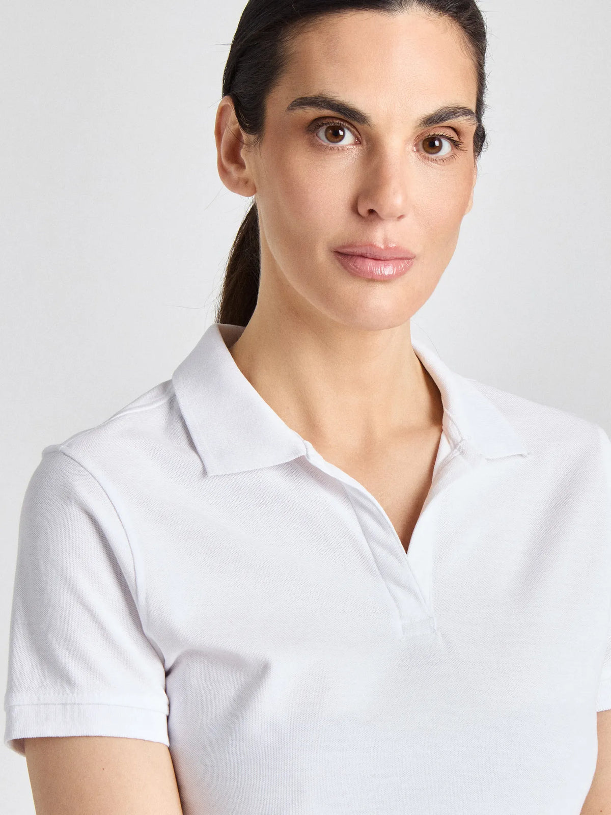 Poloshirt Susa Lady mit offener Knopfleiste – weiß – Farbcode 2000 – Bild 2