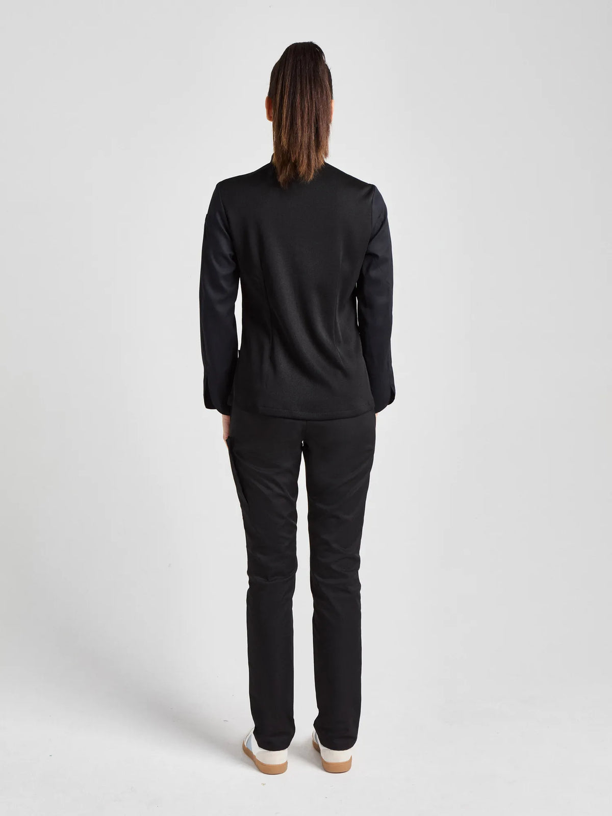 Kochjacke Arco Lady Care mit atmungsaktivem Meshrücken – schwarz – Farbcode 1011 – Bild 4