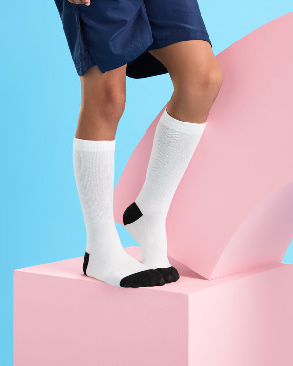 STUTZEN UND SOCKEN KALOX – aus 94 % Polyester und 6 % Elasthan. – Bild 3