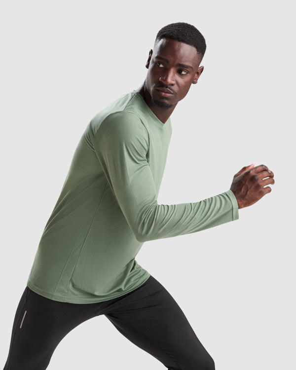 T-SHIRTS ESTORIL L/S – aus 100% recyceltes Polyester-Waffel-Interlock, 125 g/m². – Bild 4