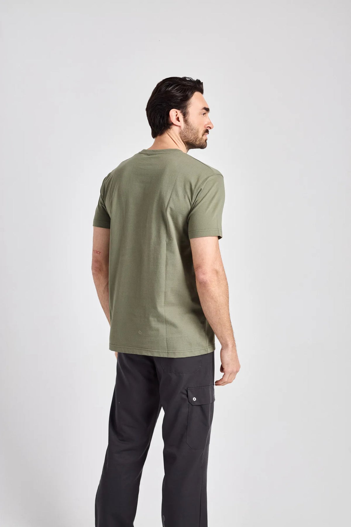 T-Shirt Taranto Man mit Rundhalsausschnitt – olive – Farbcode 6017 – Bild 4