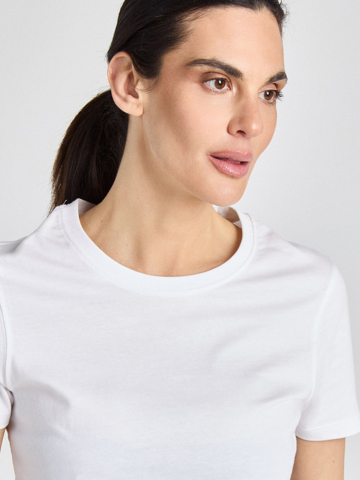 T-Shirt Ragusa Lady mit Rundhalsausschnitt – weiß – Farbcode 2000 – Bild 2