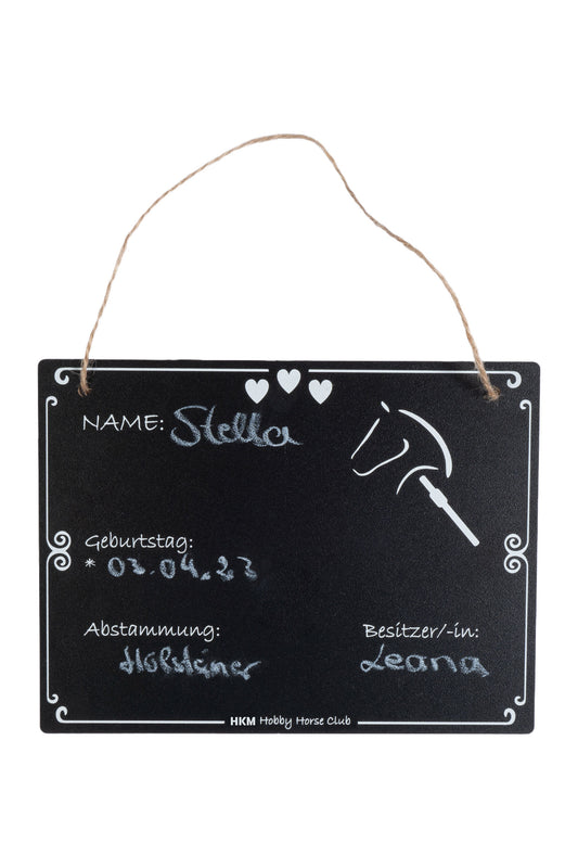 Stallschild Hobby Horsing – Stalltafel zum realistischen Spielen mit dem Spielzeugpferd – Bild 1