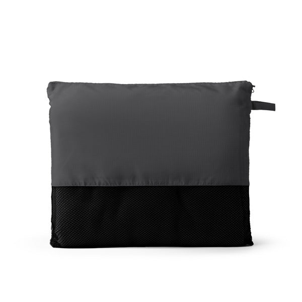 DECKEN BERING – aus 100 % Polyester.