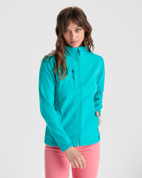 SOFTSHELL NEBRASKA WOMAN – aus Zweilagig. Außen: 100% Polyester. Innen: 100% Polyester extra warmes Mikrofleece. 300 g/m². – Bild 3