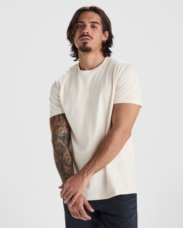 T-SHIRTS GOLDEN – aus 100 % gekämmte Bio-Baumwolle, Single-Jersey. Farbe: 160 g/m². Weiß: 170 g/m². Farbe Melange-Grau (58): 85 % Bio-Baumwolle / 15 % Viskose. – Bild 2