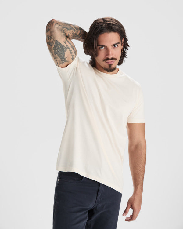 T-SHIRTS GOLDEN – aus 100 % gekämmte Bio-Baumwolle, Single-Jersey. Farbe: 160 g/m². Weiß: 170 g/m². Farbe Melange-Grau (58): 85 % Bio-Baumwolle / 15 % Viskose. – Bild 4
