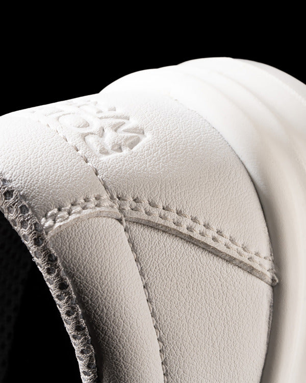 ZAPATO LABORAL SALT – aus Mikrofaser. – Bild 3
