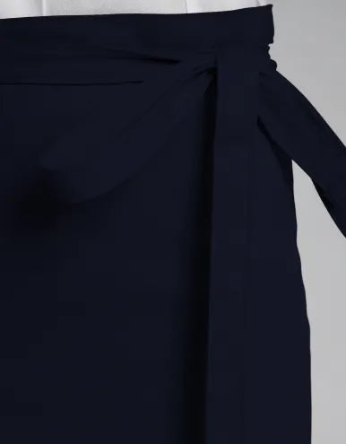 Bistroschürze Roma Classic 100 × 100 cm mit durchgehendem Bindeband – darkblue – Farbcode 5003 – Bild 4