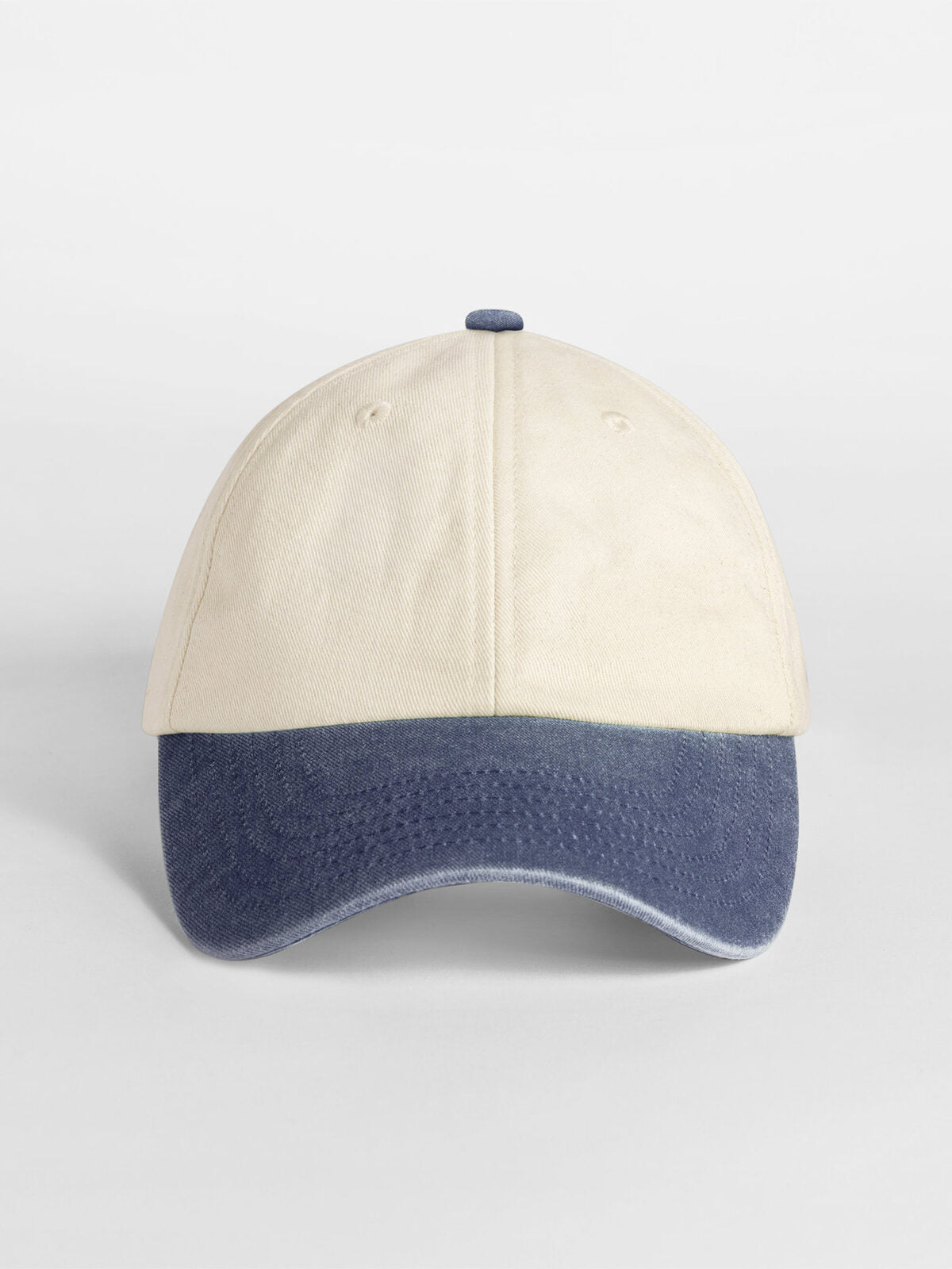Baseball Caps Contrast Peak Low Profile Vintage Cap natural/vintage denim bestickbar und bedruckbar – LA1970