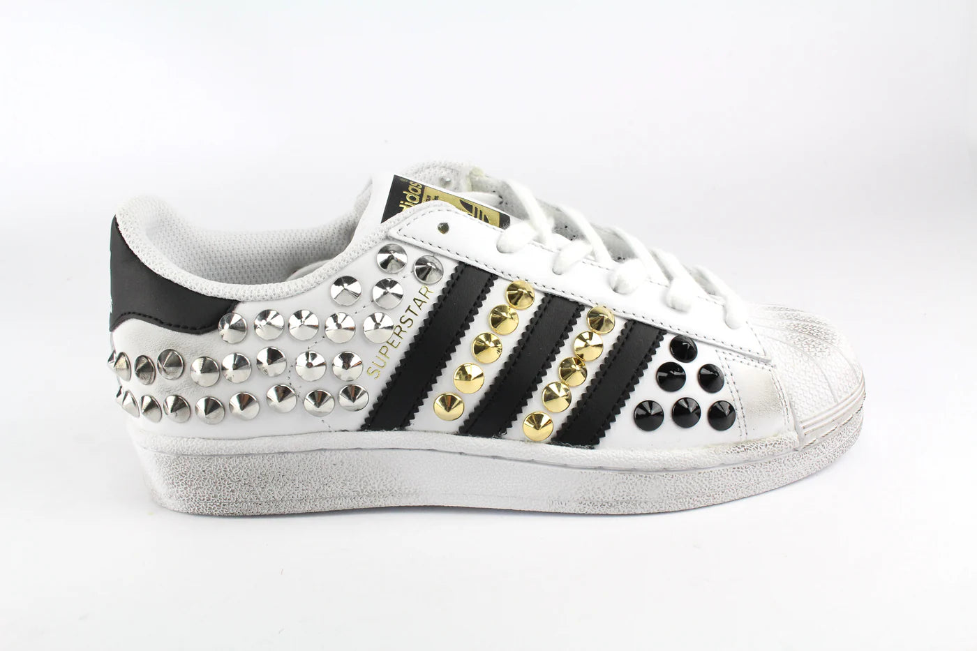 Sneakers personalizzate LA1970 – Adidas Superstar Total Borchie Tris