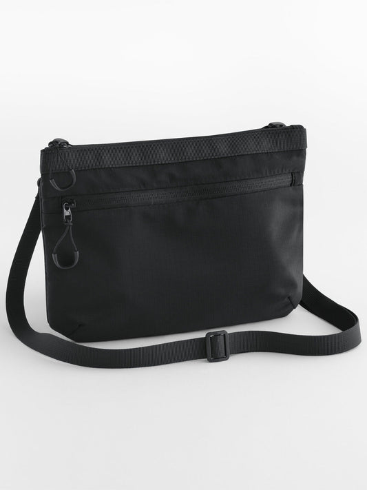 UrbanShift Sacoche Herren Tasche / Rucksack – Quadra – Farbe Schwarz – individuell veredelbar