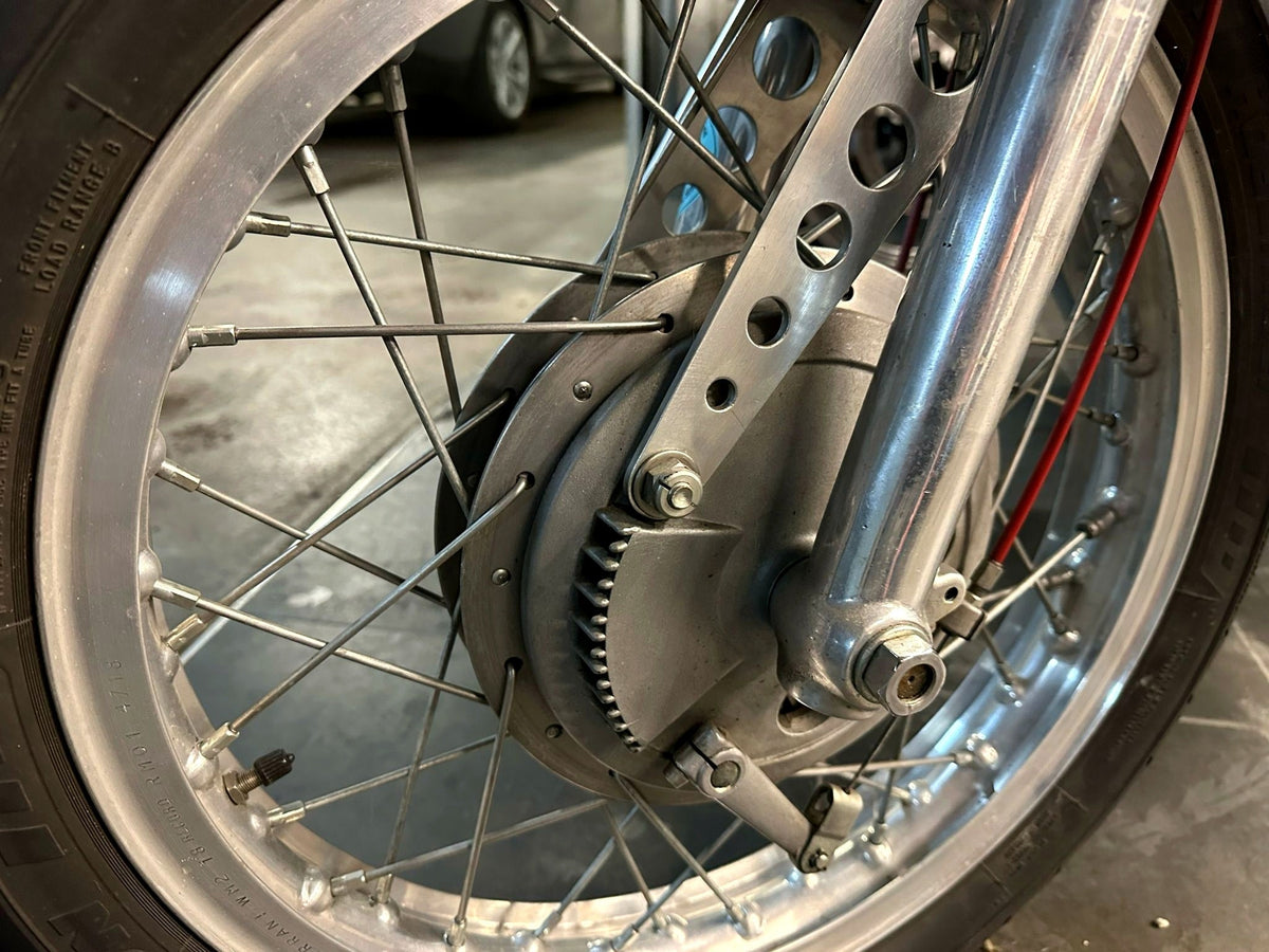 Originalfoto Ducati – Detail 5 (Belichtung optimiert)